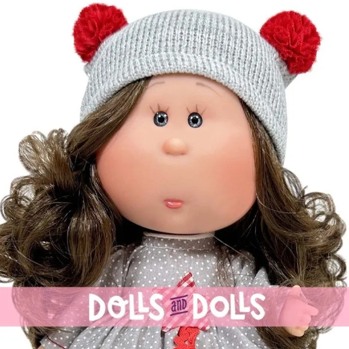 Poupée Nines d'Onil 23 cm - Little Mia Christmas - Brune avec une tenue de Noël grise