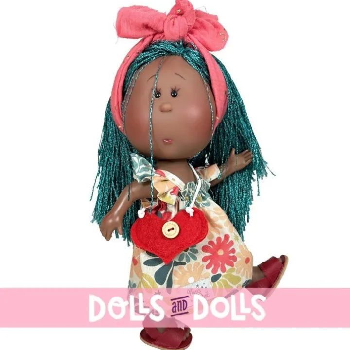 Poupée Nines d'Onil 30 cm - Mia Vacances